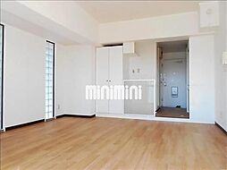 フロイデミーツV 4階ワンルームのリビング/ダイニング