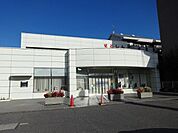 銀行「瀬戸信用金庫まで640m」