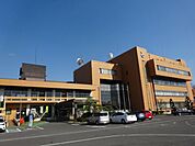 役所「東郷町役場まで2400m」