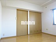 北側洋室