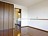 その他：8．8帖の洋室です