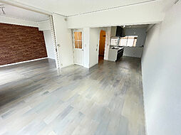 富吉グリーンハイツ1号棟 5階1LDKのリビング/ダイニング