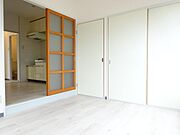 明るい洋室