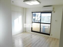 アーバンII 3階1Kのリビング/ダイニング