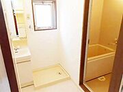 ※写真は別部屋のものです。