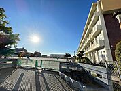 小学校「北名古屋市立師勝西小学校まで1003m」