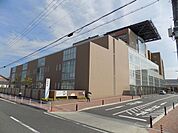 病院「海南病院まで120m」