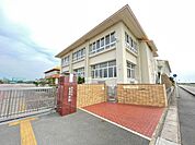中学校「弥富市立弥富中学校まで1766m」