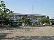 幼稚園、保育園「市立桜保育所まで480m」