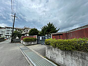 中学校「静岡市立賎機中学校まで3177m」