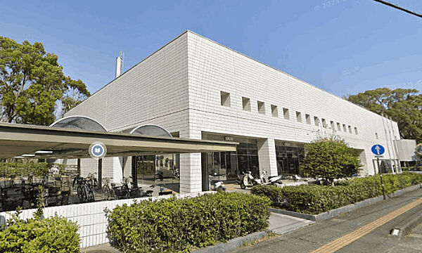 画像26:図書館「静岡市立中央図書館まで1283m」