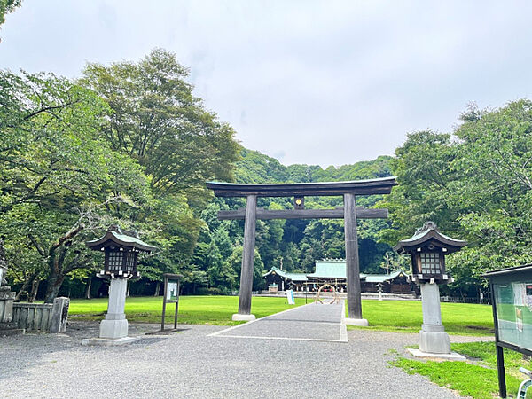 画像16:その他「護国神社まで790m」