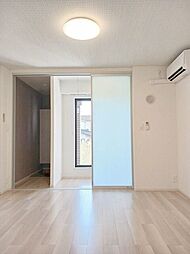 ベルクローバー 105 1階ワンルームのリビング/ダイニング