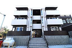 ONE　UNIVERSITY　PLACE