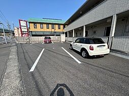 7 / 11
