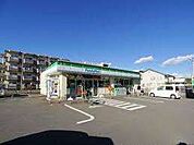 コンビニ「ファミリーマート押切北店まで435m」