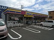 コンビニ「ミニストップまで430m」