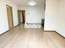 レジデンスKise 1階2LDKのリビング/ダイニング