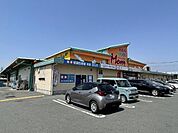スーパー「フードマーケットMom柿田川店まで444m」