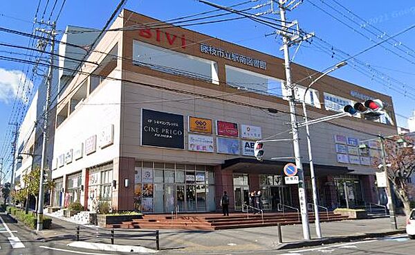 画像15:ショッピング施設「ＢｉＶｉ藤枝まで320m」