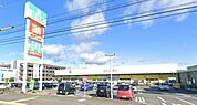 ドラッグストア 「杏林堂まで890m」