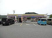 コンビニ「ミニストップまで450m」