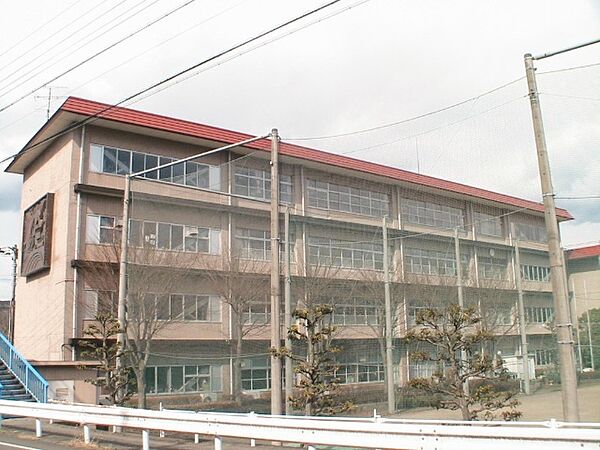画像26:中学校「富士市立富士川第二小中一貫校松野学園まで298m」