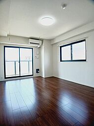 コートヤードXI 210 2階1Kのリビング/ダイニング