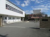 中学校「富士市立富士川第一中学校まで1283m」
