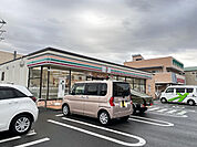 コンビニ「セブンイレブン焼津小柳津店まで517m」