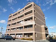 5階建てのマンションタイプ
