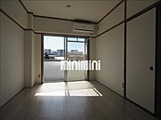 南向きの明るいお部屋です