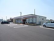 スーパー「セブンイレブンまで680m」