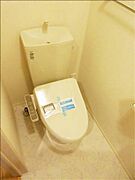 ウォシュレット完備のトイレです。