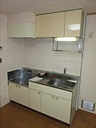 調理スペース広いキッチンです。
