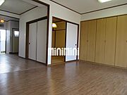 10帖もある洋室