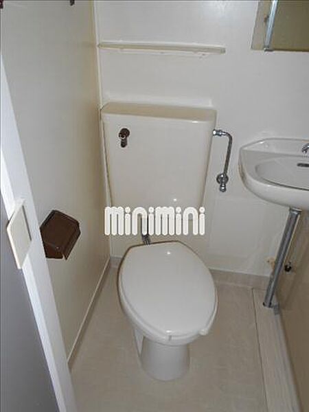 画像14:清潔感のあるトイレ
