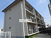 3階建てのマンション