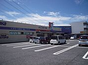 ドラッグストア 「ドラッグユタカまで390m」