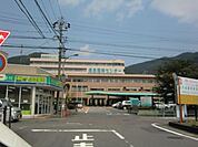 病院「国立病院機構長良医療センターまで720m」