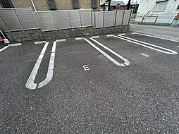 7 / 11