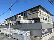 南向きの2階建てアパート