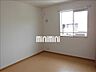 リビング/ダイニング：明るいお部屋です