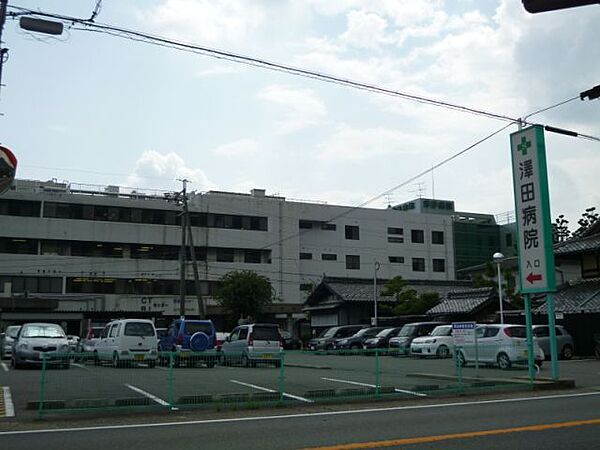 画像26:病院「澤田病院まで3300m」