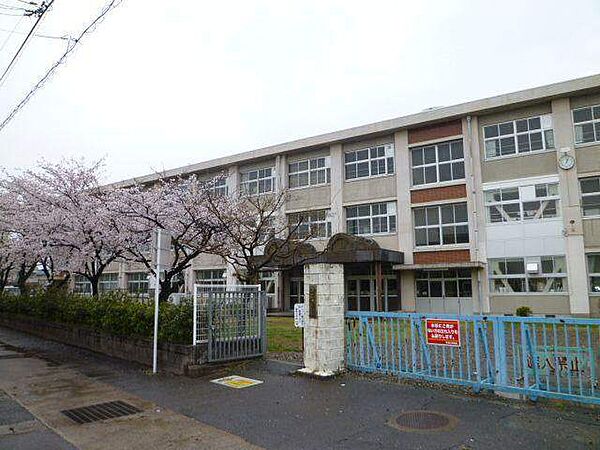 画像22:小学校「岐阜市立厚見小学校まで401m」