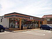 コンビニ「セブンイレブン東海学院大学前店まで1096m」