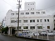 病院「伊東医院まで330m」