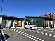 平屋建ての賃貸物件です