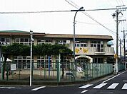 幼稚園、保育園「本荘保育園まで258m」