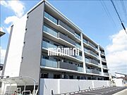耐震、遮音性に優れた鉄筋コンクリートのマンション建築中です。